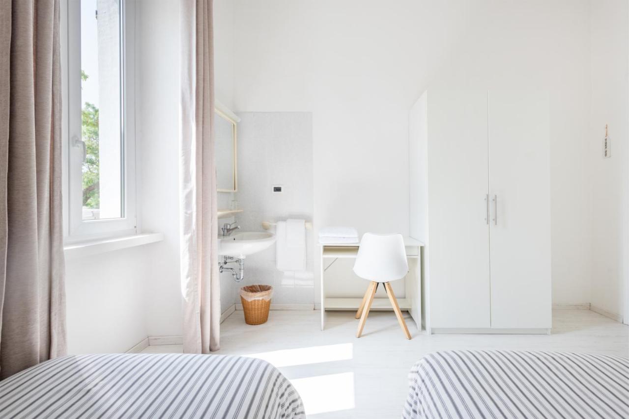 Al Lago Camping & Rooms Riva del Garda Luaran gambar