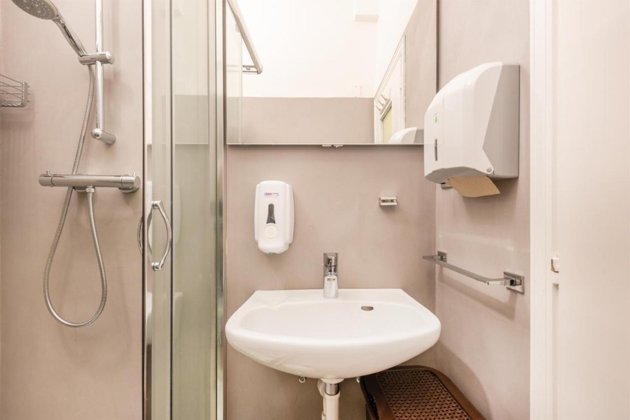 Al Lago Camping & Rooms Riva del Garda Luaran gambar