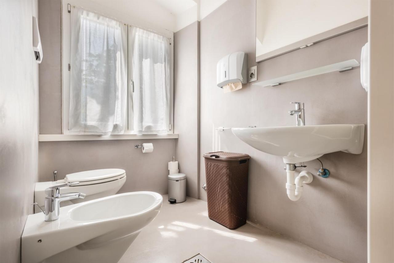 Al Lago Camping & Rooms Riva del Garda Luaran gambar