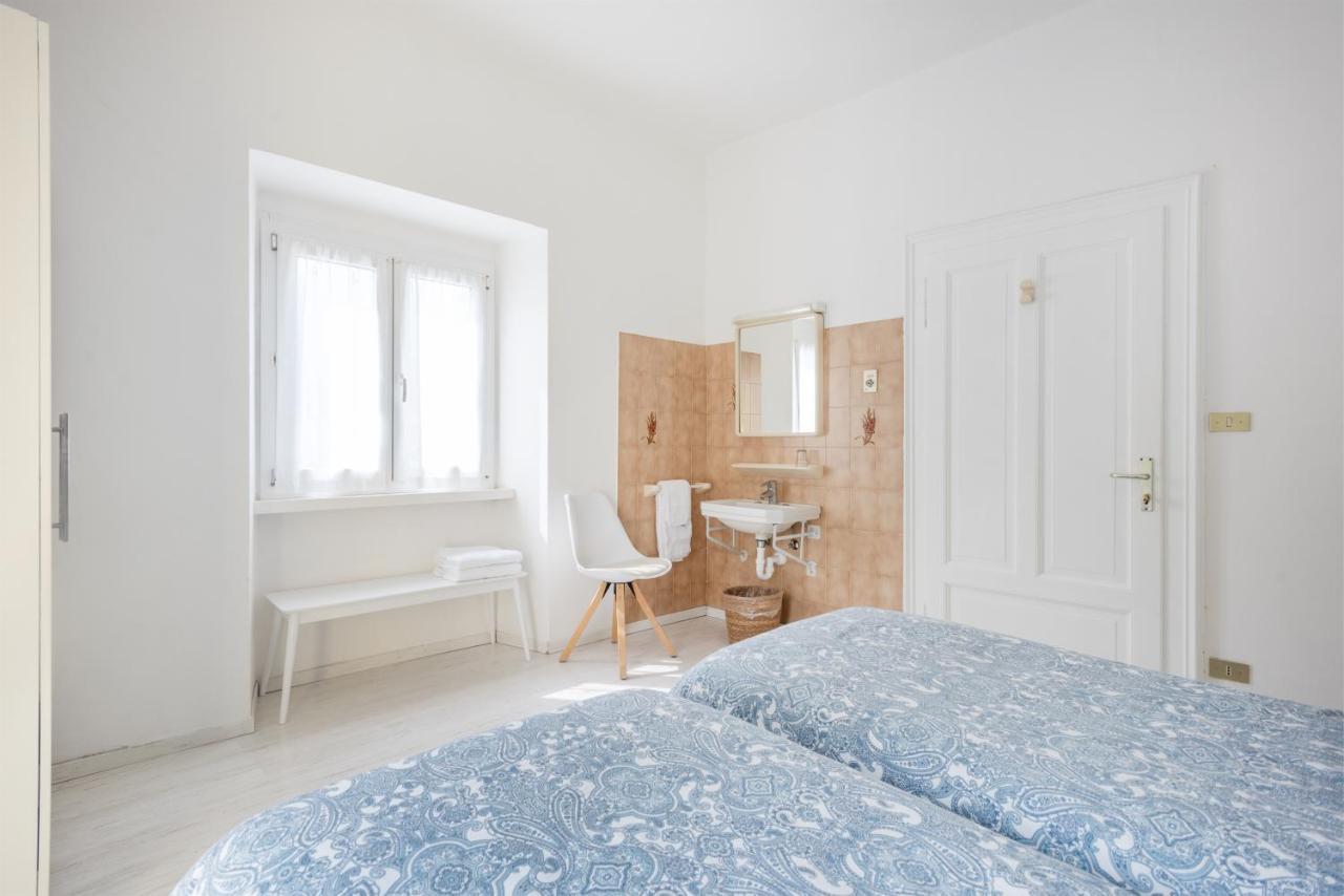 Al Lago Camping & Rooms Riva del Garda Luaran gambar
