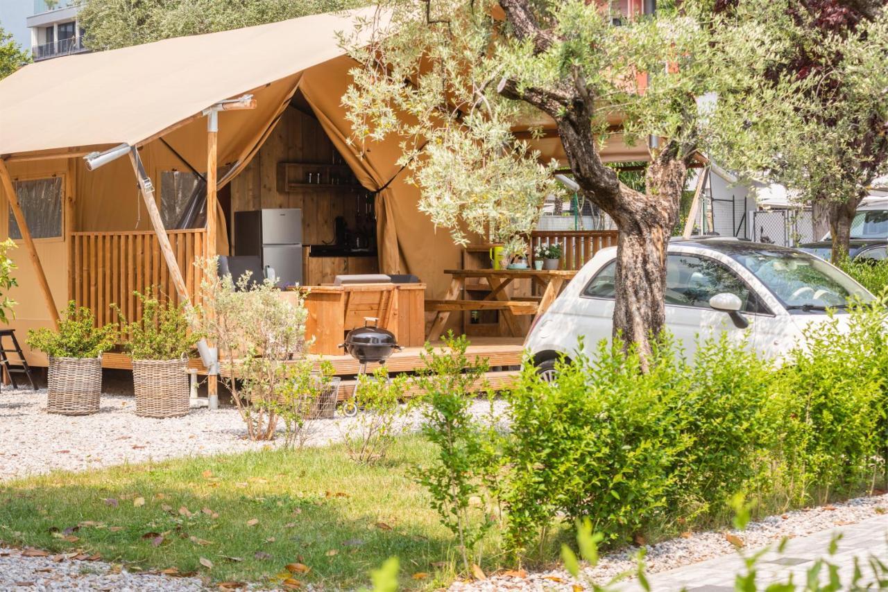 Al Lago Camping & Rooms Riva del Garda Luaran gambar