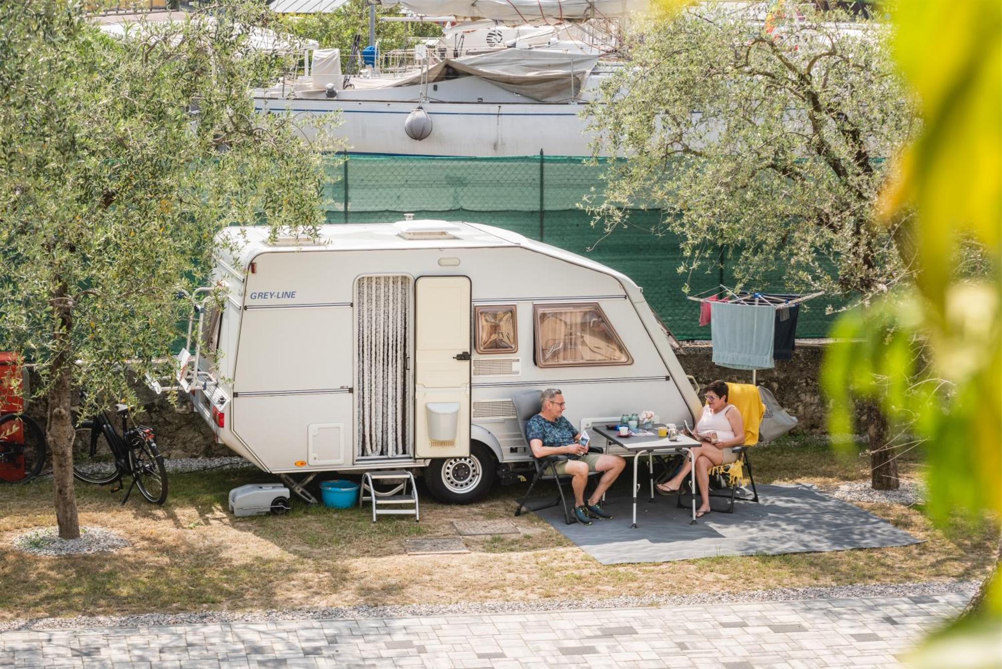 Al Lago Camping & Rooms Riva del Garda Luaran gambar